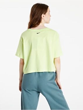 Nike Women’s Crop Top Pale Green Short Sleeve Tee with Black Swoosh Size Large